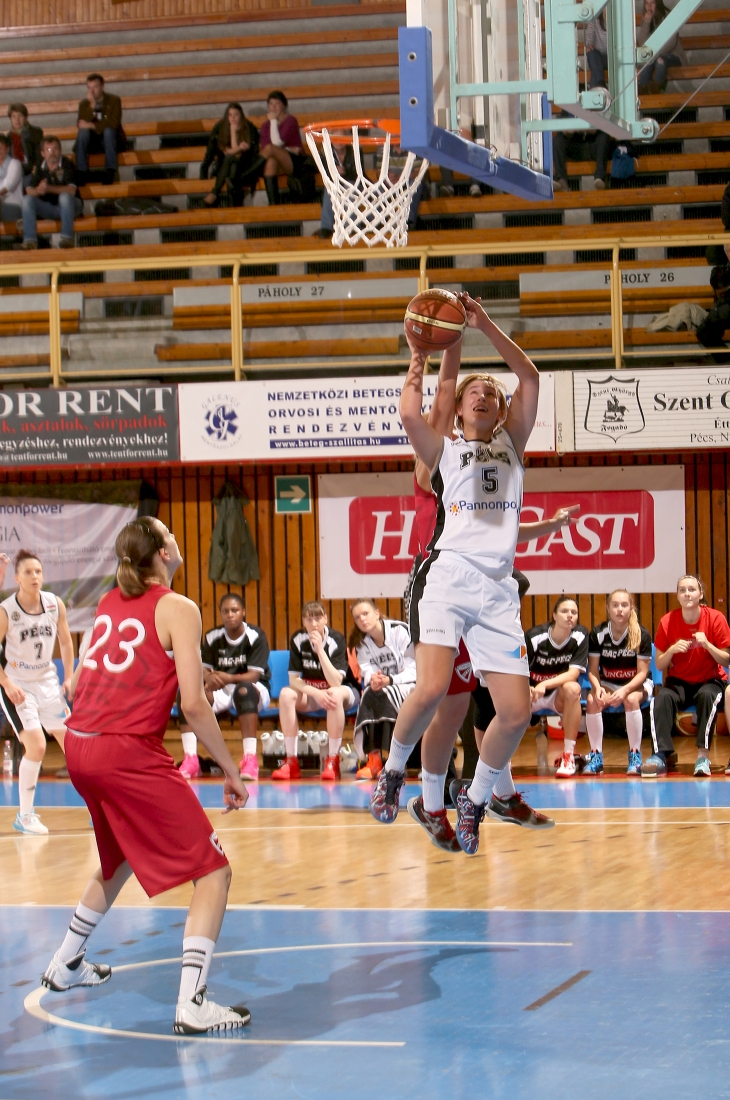 PEAC-PÉCS - ALUINVENT DVTK MISKOLC 78-74