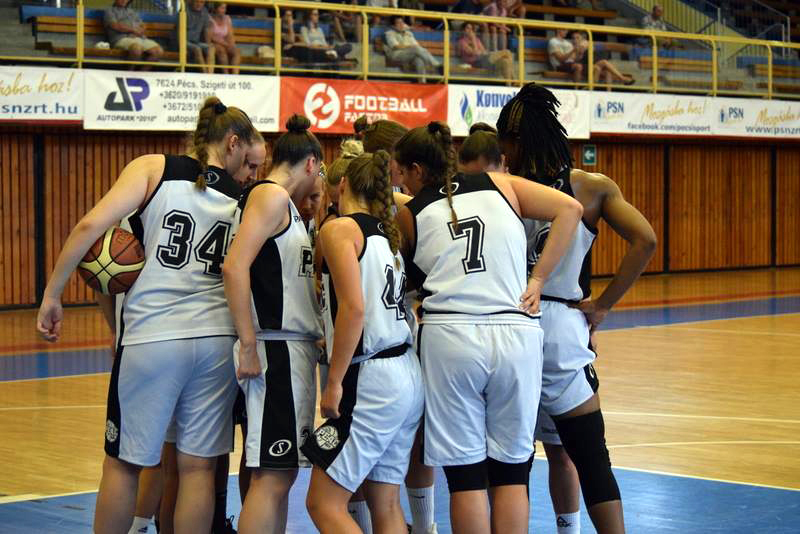 PEAC-PÉCS - SCM TIMISOARA 79-63