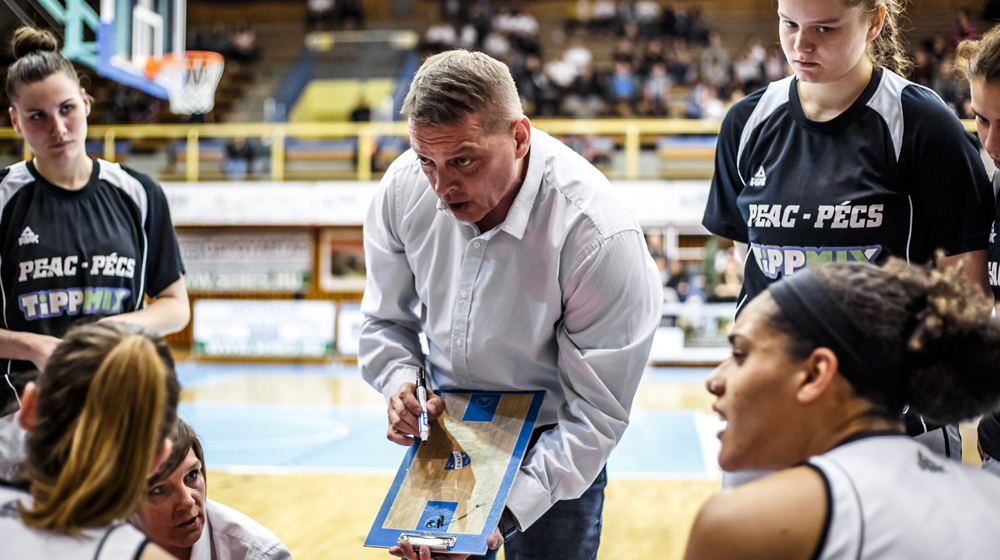 Sokmindenen változtatnunk kell – Interjú Meszlényi Róbert vezetőedzővel